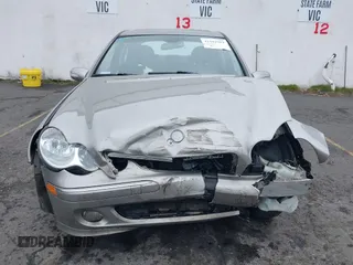 2005 Mercedes-Benz C 240 with VIN WDBRF81J25F609153, listed as a IAAI auction lot 41582984 with 148,546 mi miles and . Bid and sale history available at DreamBid. Image 12.