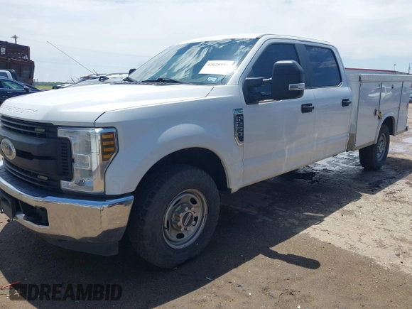 2019 Ford F-250 XL with VIN 1FT7W2A64KEE32821, listed as a IAAI auction lot 42628595 with 264,682 mi miles and . Bid and sale history available at DreamBid. Image 17.