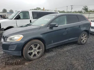 2013 Volvo XC60 T6 with VIN YV4902DZ0D2426113, listed as a Copart auction lot 60647365 with 177,403 mi miles and Salvage title. Bid and sale history available at DreamBid. Image 1.