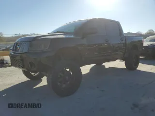 2012 Nissan Titan SV with VIN 1N6BA0EJ1CN301758, listed as a Copart auction lot 83424324 with 263,870 mi miles and Salvage Title. Bid and sale history available at carsss.com. Image 1.