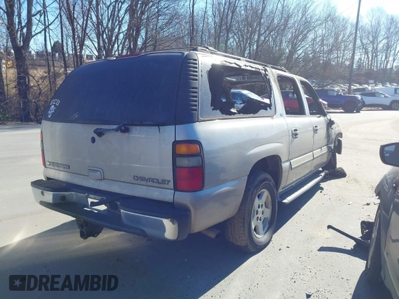 2005 Chevrolet Suburban Z71 with VIN 3GNFK16Z95G137707, listed as a IAAI auction lot 41362818 with 1 mi miles. Bid and sale history available at carsss.com. Image 4.