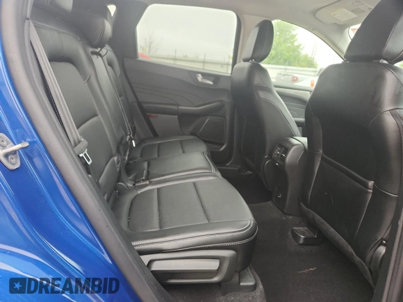 2022 Ford Escape Titanium with VIN 1FMCU9J97NUB05438, listed as a Copart auction lot 62132125 with 35,385 mi miles and Salvage title. Bid and sale history available at DreamBid. Image 10.