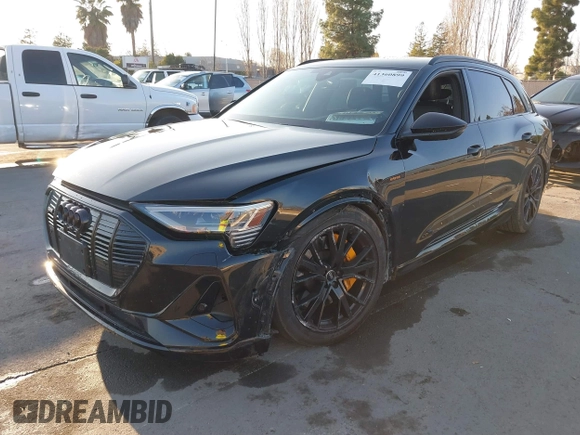2022 Audi e-tron Chronos with VIN WA1VABGE2NB039405, listed as a IAAI auction lot 41360899 with 36,289 mi miles. Bid and sale history available at carsss.com. Image 18.