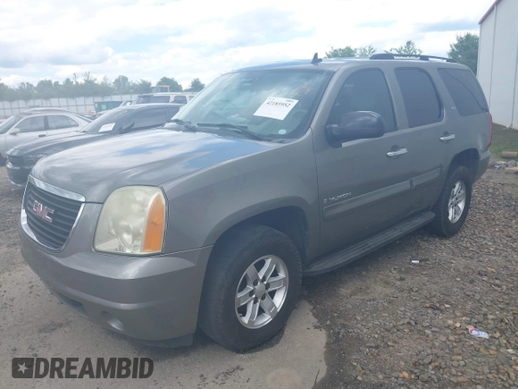 2007 GMC Yukon SLT with VIN 1GKFC13037J144413, listed as a IAAI auction lot 42185952 with Not provided miles and . Bid and sale history available at DreamBid. Image 2.