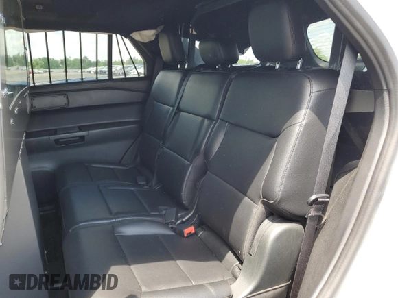 2022 Ford Police Interceptor Utility z VIN 1FM5K8AB5NGC14734, wystawiony jako Copart lot #55397525 z przebiegiem 43 026 mil mil oraz Szkody całkowita. Historia ofert i sprzedaży dostępna na DreamBid. Obrazek 10.