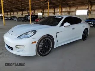 2011 Porsche Panamera S z VIN WP0AB2A77BL062518, wystawiony jako Copart lot #61376045 z przebiegiem 76 032 mil mil oraz Czysty tytuł • Clean title. Historia ofert i sprzedaży dostępna na DreamBid. Obrazek 1.