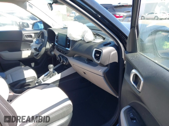 2020 Hyundai Venue SEL z VIN KMHRC8A30LU046880, wystawiony jako IAAI lot #41853894 z przebiegiem 65 907 mil mil oraz . Historia ofert i sprzedaży dostępna na DreamBid. Obrazek 5.