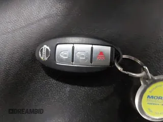 2013 Nissan Juke SL z VIN JN8AF5MV2DT221548, wystawiony jako IAAI lot #41603441 z przebiegiem Nie podano mil oraz . Historia ofert i sprzedaży dostępna na DreamBid. Obrazek 11.