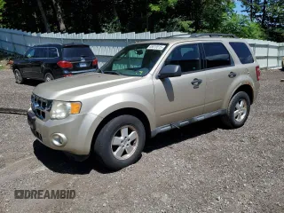 2011 Ford Escape XLT z VIN 1FMCU9DG8BKB99556, wystawiony jako Copart lot #65619515 z przebiegiem 133 946 mil mil oraz Czysty tytuł • Clean title. Historia ofert i sprzedaży dostępna na DreamBid. Obrazek 1.
