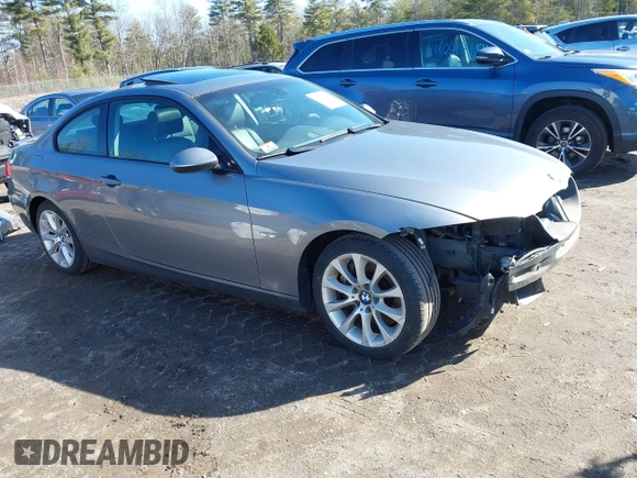 2009 BMW 3 Series 335i xDrive with VIN WBAWC73519E269820, listed as a IAAI auction lot 41794929 with 122,691 mi miles. Bid and sale history available at carsss.com. Image 1.