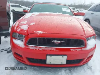 2014 Ford Mustang V6 with VIN 1ZVBP8EM5E5224774, listed as a IAAI auction lot 41620063 with 80,139 mi miles. Bid and sale history available at carsss.com. Image 12.