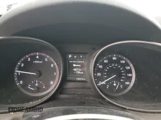 2017 Hyundai Santa Fe 2.4L z VIN 5NMZUDLB7HH030253, wystawiony jako Copart lot #51302445 z przebiegiem 136 074 mil mil oraz Szkoda całkowita • Salvage title. Historia ofert i sprzedaży dostępna na DreamBid. Obrazek 9.