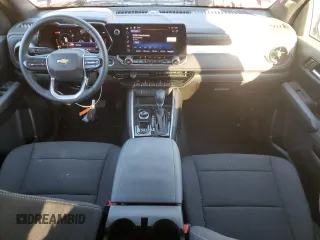 2024 Chevrolet Colorado 4WD LT z VIN 1GCPTCEK0R1161439, wystawiony jako Copart lot #46955615 z przebiegiem Nie podano mil oraz Szkoda całkowita • Salvage title. Historia ofert i sprzedaży dostępna na DreamBid. Obrazek 8.