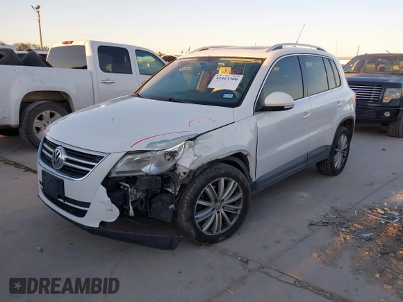 2010 Volkswagen Tiguan SEL with VIN WVGBV7AX4AW514362, listed as a IAAI auction lot 41413300 with 154,201 mi miles and . Bid and sale history available at DreamBid. Image 17.