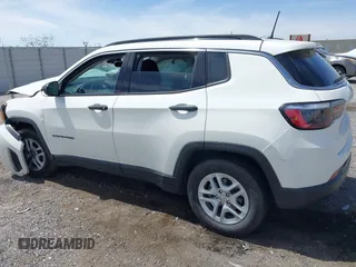 2021 Jeep Compass Sport z VIN 3C4NJCAB6MT532267, wystawiony jako IAAI lot #42035764 z przebiegiem 41 725 mil mil oraz . Historia ofert i sprzedaży dostępna na DreamBid. Obrazek 3.