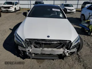 2019 Mercedes-Benz C 300 z VIN WDDWJ8DB0KF823535, wystawiony jako Copart lot #47052565 z przebiegiem 56 707 mil mil oraz Szkoda całkowita • Salvage title. Historia ofert i sprzedaży dostępna na DreamBid. Obrazek 5.