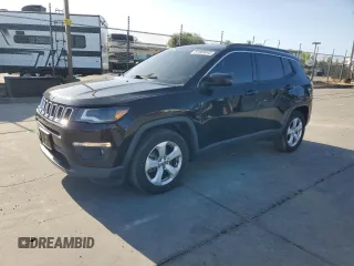 2018 Jeep Compass Latitude with VIN 3C4NJCBB6JT285892, listed as a Copart auction lot 61869045 with 63,315 mi miles and Salvage title. Bid and sale history available at DreamBid. Image 1.