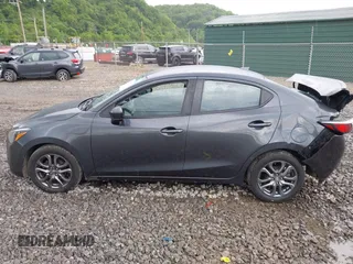 2019 Toyota Yaris L with VIN 3MYDLBYV0KY510248, listed as a IAAI auction lot 42270903 with 90,062 mi miles and . Bid and sale history available at DreamBid. Image 14.