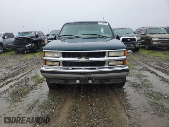 1997 Chevrolet Suburban with VIN 3GNFK16R6VG126891, listed as a Copart auction lot 87124124 with 279,836 mi miles and Salvage Title. Bid and sale history available at carsss.com. Image 5.