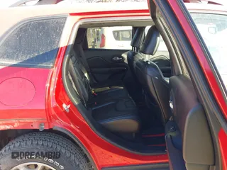 2019 Jeep Cherokee Trailhawk Elite with VIN 1C4PJMBX3KD217437, listed as a IAAI auction lot 41448614 with 85,889 mi miles. Bid and sale history available at carsss.com. Image 8.