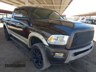2011 Ram 2500 Big Horn z VIN 3D7UT2CL9BG601938, wystawiony jako IAAI lot #42521135 z przebiegiem 135 515 mil mil oraz . Historia ofert i sprzedaży dostępna na DreamBid. Obrazek 1.