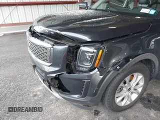 2020 Kia Telluride LX z VIN 5XYP2DHC4LG012987, wystawiony jako IAAI lot #41061331 z przebiegiem 93 414 mil mil oraz . Historia ofert i sprzedaży dostępna na DreamBid. Obrazek 6.