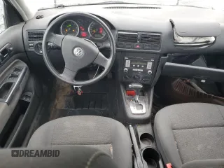 2008 Volkswagen Golf with VIN 9BWEL41J784031882, listed as a Copart auction lot 81255984 with 319,138 mi miles and Salvage title. Bid and sale history available at DreamBid. Image 8.