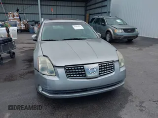 2004 Nissan Maxima SE with VIN 1N4BA41EX4C881792, listed as a IAAI auction lot 42083849 with 166,034 mi miles. Bid and sale history available at carsss.com. Image 6.