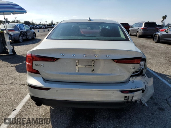 2019 Volvo S60 Momentum with VIN 7JR102FK8KG001031, listed as a Copart auction lot 44805915 with 34,688 mi miles and Salvage Title. Bid and sale history available at carsss.com. Image 6.