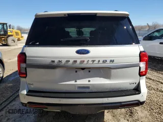 2024 Ford Expedition Max XLT with VIN 1FMJK1J82REA54260, listed as a Copart auction lot 46817225 with 1,540 mi miles and Clean Title. Bid and sale history available at DreamBid. Image 6.