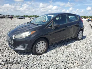 2015 Ford Fiesta S z VIN 3FADP4TJ4FM157695, wystawiony jako Copart lot #61397085 z przebiegiem 136 563 mil mil oraz Czysty tytuł • Clean title. Historia ofert i sprzedaży dostępna na DreamBid. Obrazek 1.
