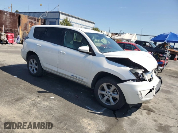 2014 Toyota RAV4 with VIN 2T3YL4DV4EW002697, listed as a Copart auction lot 49740985 with 98,712 mi miles and Salvage Title. Bid and sale history available at carsss.com. Image 4.