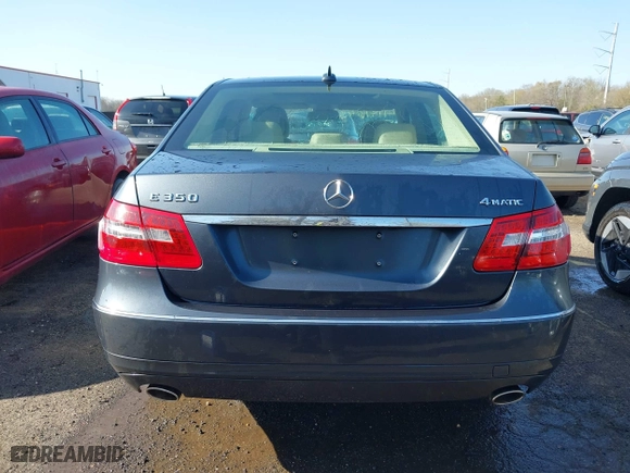 2013 Mercedes-Benz E-Class E 350 Luxury with VIN WDDHF8JB0DA707640, listed as a IAAI auction lot 41916454 with 104,469 mi miles. Bid and sale history available at carsss.com. Image 16.