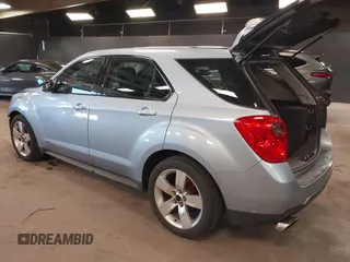 2015 Chevrolet Equinox LS with VIN 2GNALAEK8F6178032, listed as a IAAI auction lot 42061909 with 101,828 mi miles. Bid and sale history available at carsss.com. Image 3.