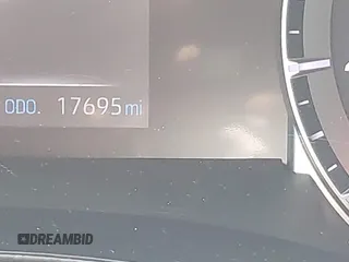 2020 Toyota Highlander L z VIN 5TDCZRAH1LS504828, wystawiony jako IAAI lot #41851081 z przebiegiem 17 695 mil mil oraz . Historia ofert i sprzedaży dostępna na DreamBid. Obrazek 15.