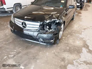 2013 Mercedes-Benz C-Class C 300 Sport with VIN WDDGF8AB2DR277297, listed as a IAAI auction lot 40951155 with 122,035 mi miles. Bid and sale history available at carsss.com. Image 6.