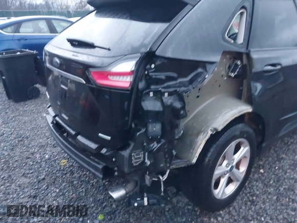 2020 Ford Edge SE z VIN 2FMPK3G95LBA06115, wystawiony jako IAAI lot #40884705 z przebiegiem 54 712 mil mil oraz . Historia ofert i sprzedaży dostępna na DreamBid. Obrazek 6.