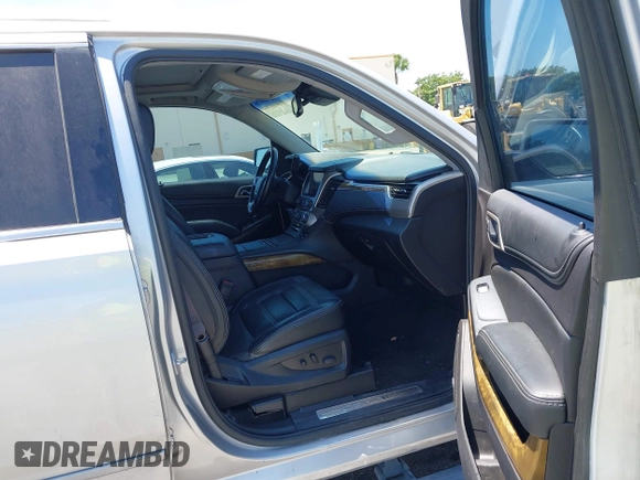 2016 GMC Yukon XL Denali with VIN 1GKS2HKJXGR423556, listed as a IAAI auction lot 42145970 with 118,436 mi miles. Bid and sale history available at carsss.com. Image 5.