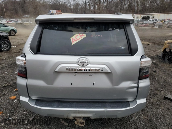 2022 Toyota 4Runner SR5 Premium with VIN JTENU5JR4N6055278, listed as a Copart auction lot 44528505 with Not provided miles and Non repairable. Bid and sale history available at DreamBid. Image 6.