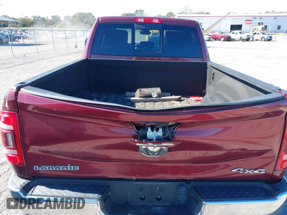2019 Ram 2500 Laramie with VIN 3C6UR5FL1KG537617, listed as a IAAI auction lot 41076191 with 82,818 mi miles. Bid and sale history available at carsss.com. Image 16.