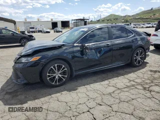 2019 Toyota Camry LE with VIN 4T1B11HK9KU840139, listed as a Copart auction lot 52015825 with 77,939 mi miles and Salvage Title. Bid and sale history available at carsss.com. Image 1.