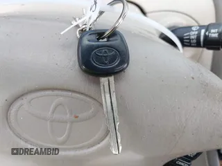 2001 Toyota Avalon XL z VIN 4T1BF28B61U144974, wystawiony jako IAAI lot #42112377 z przebiegiem 168 311 mil mil oraz . Historia ofert i sprzedaży dostępna na DreamBid. Obrazek 11.