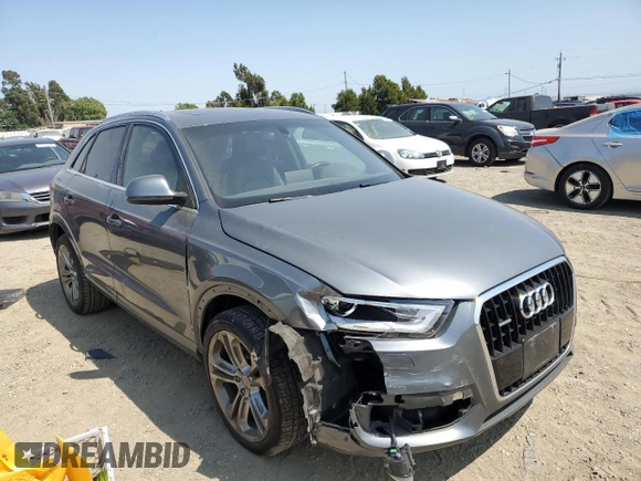 2015 Audi Q3 Prestige with VIN WA1GFCFS8FR009731, listed as a Copart auction lot 59897225 with 84,138 mi miles and Salvage title. Bid and sale history available at DreamBid. Image 4.
