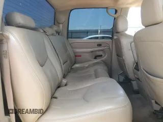 2004 GMC Sierra 1500 SLE z VIN 2GTEK13T741420716, wystawiony jako Copart lot #63201684 z przebiegiem Nie podano mil oraz Szkoda całkowita • Salvage title. Historia ofert i sprzedaży dostępna na DreamBid. Obrazek 10.