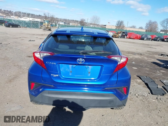 2019 Toyota C-HR XLE with VIN NMTKHMBX7KR082505, listed as a IAAI auction lot 41639520 with 37,475 mi miles. Bid and sale history available at carsss.com. Image 17.