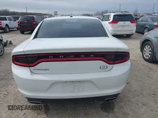 2015 Dodge Charger SE z VIN 2C3CDXBGXFH812015, wystawiony jako IAAI lot #41869666 z przebiegiem 108 823 mil mil oraz . Historia ofert i sprzedaży dostępna na DreamBid. Obrazek 16.