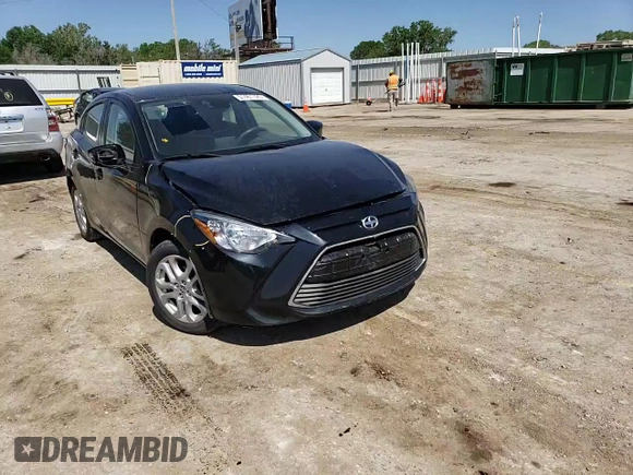 2016 Scion iA z VIN 3MYDLBZV8GY112646, wystawiony jako Copart lot #51481723 z przebiegiem 98 781 mil mil oraz . Historia ofert i sprzedaży dostępna na DreamBid. Obrazek 11.