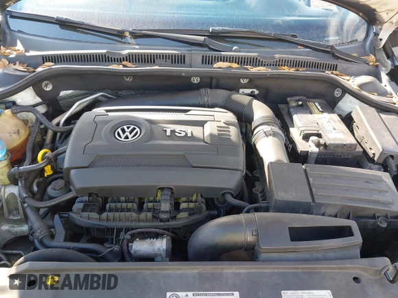 2014 Volkswagen Jetta Sedan SE w/Connectivity with VIN 3VWD07AJ5EM238638, listed as a IAAI auction lot 41518500 with 211,243 mi miles. Bid and sale history available at carsss.com. Image 10.