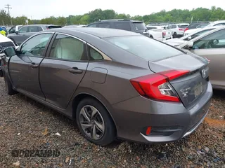 2021 Honda Civic LX с VIN 2HGFC2F6XMH556442, выставлен на аукционе IAAI как лот 42252316 с пробегом 25 375 миль миль и . История ставок и продаж доступна на DreamBid. Изображение 3.