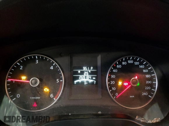 2012 Volkswagen Jetta Comfortline with VIN 3VWDL7AJ7CM414187, listed as a Copart auction lot 85592824 with 269,184 mi miles and Salvage title. Bid and sale history available at DreamBid. Image 9.